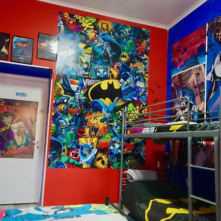 Comics Guesthouse Hostel-2